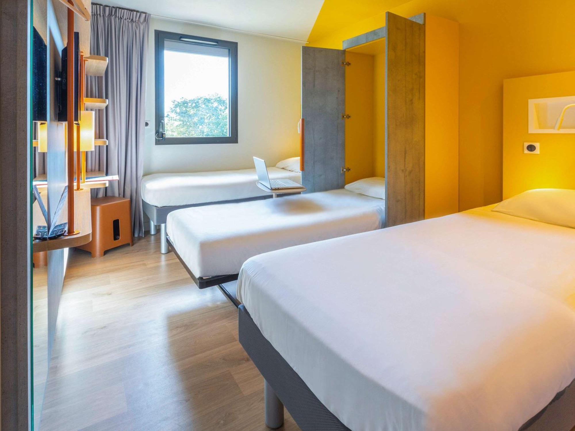 Ibis Budget Rennes Rte Lorient Bagian luar foto